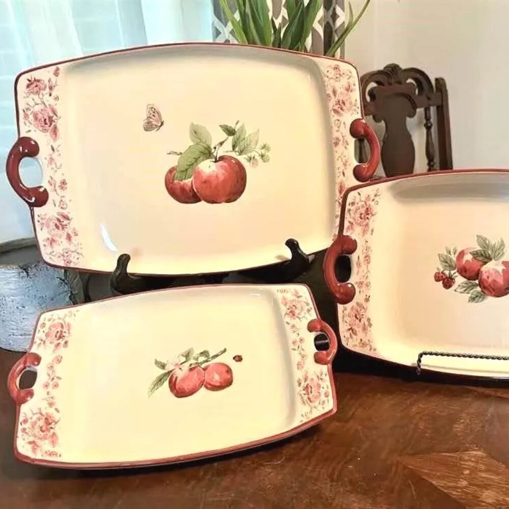 Pfaltzgraff Delicious | Set of Serving Trays | Nesting Platters